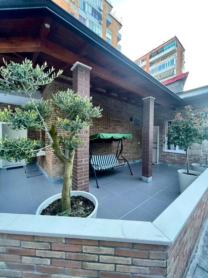 E&A Apartments Guesthouse Durrës Esterno foto
